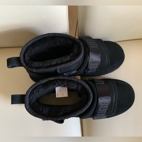 NWOB UGG Classic Ultra Mini Hybrid Strap Short Boots - Picture 11 of 17